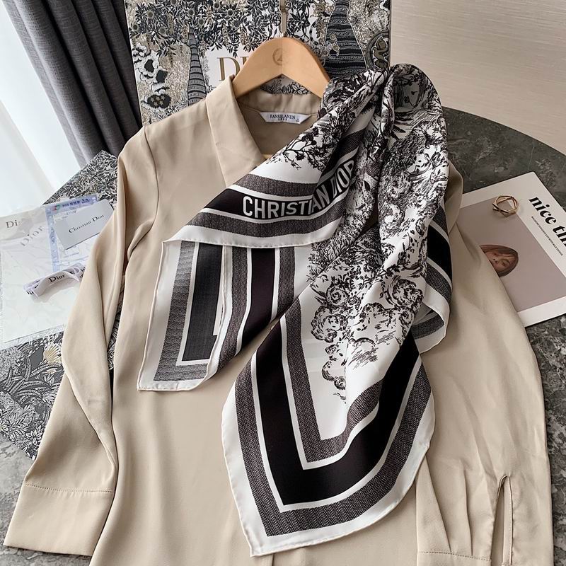 Dior silk scarf 90X90cm E25 (22)